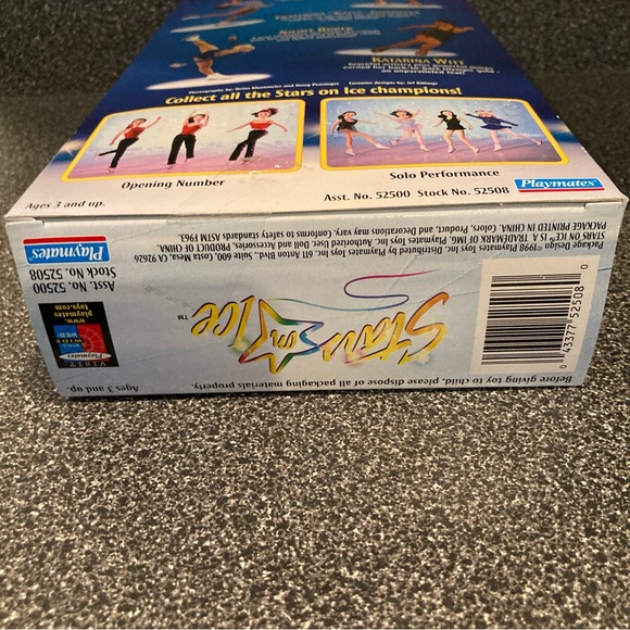 NRFB Kristi Yamaguchi, by Playmates, Stars on Ice 1998 # 52508 - Picture 9 of 9